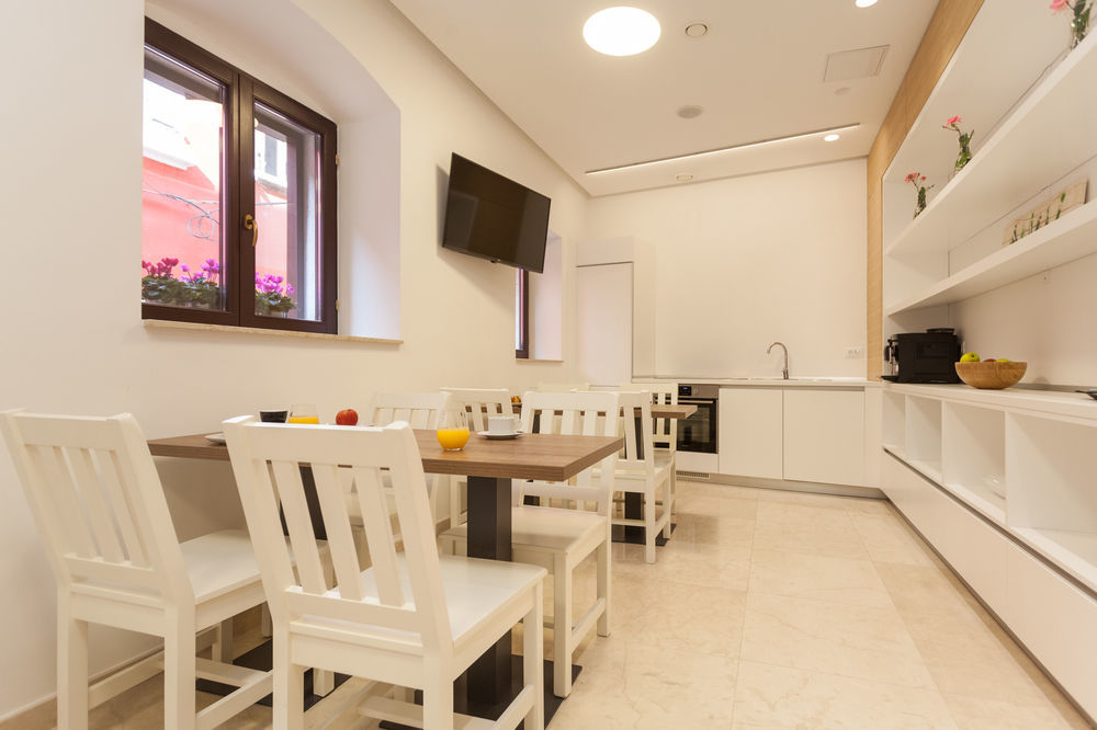 Couette-café Castrum 4*